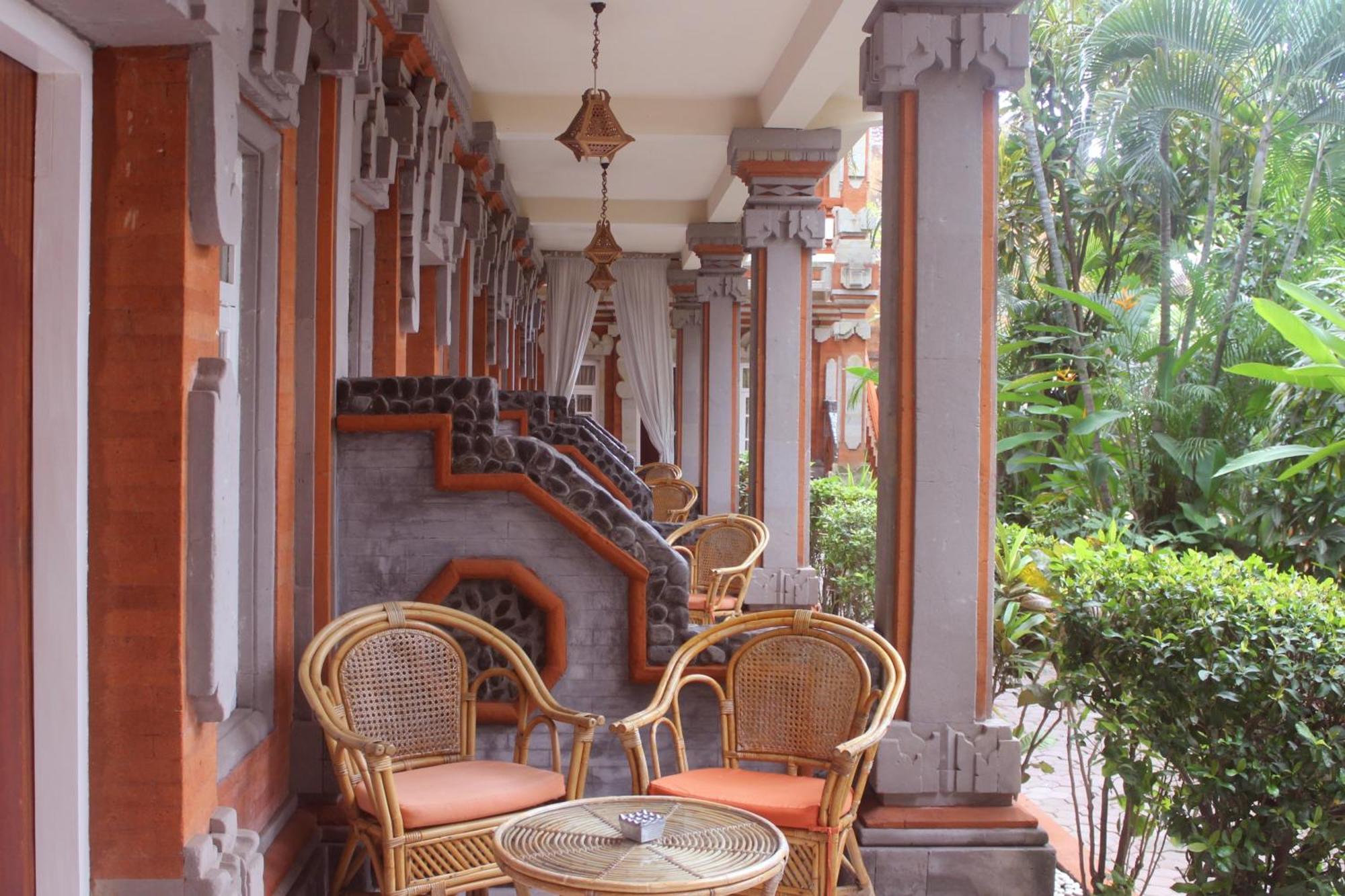 Hotel Chonos Lovina  Bagian luar foto