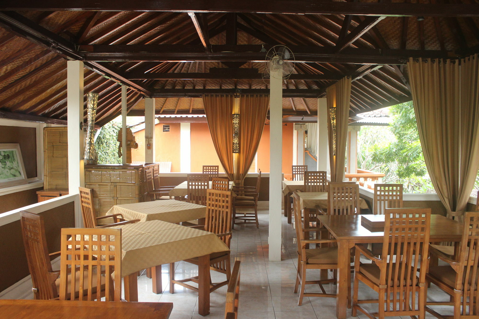 Hotel Chonos Lovina  Bagian luar foto