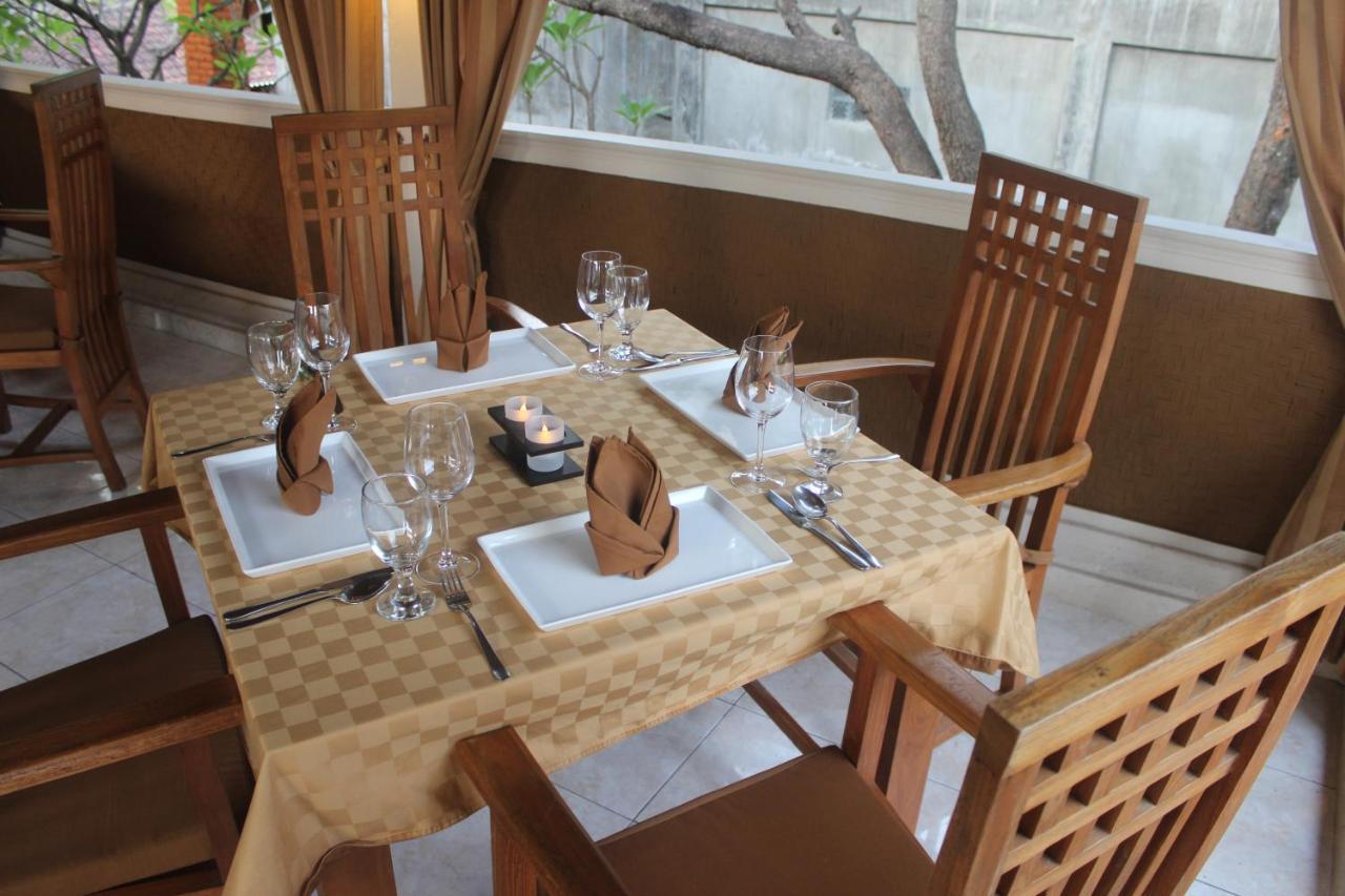 Hotel Chonos Lovina  Bagian luar foto